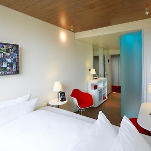 Camera con letto king size